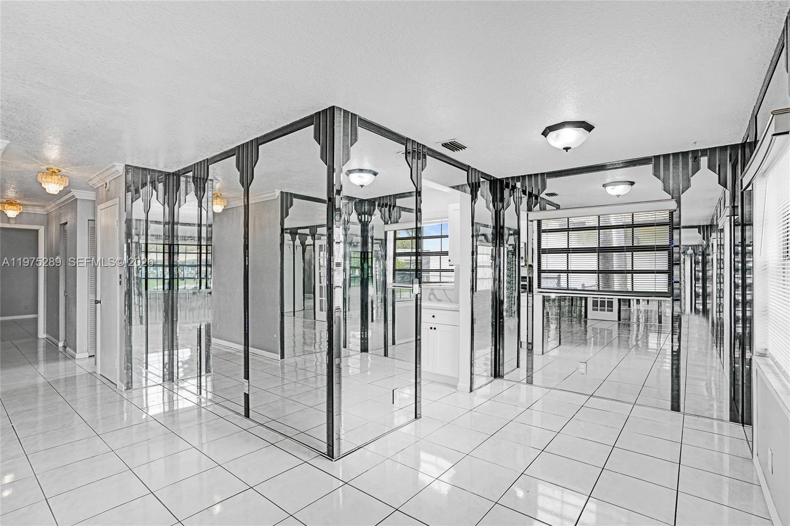 COLLINS PARC - Residential