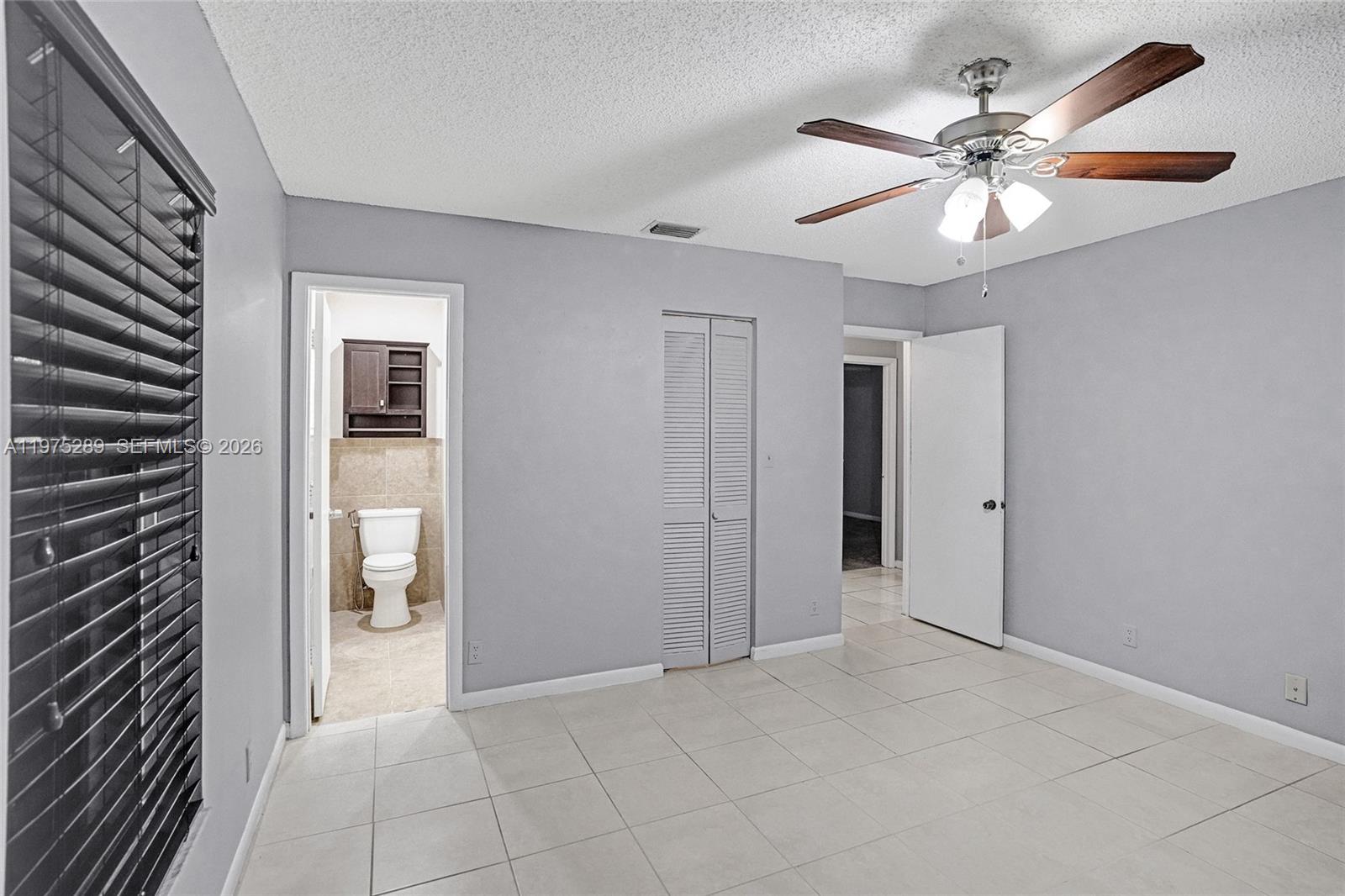 COLLINS PARC - Residential