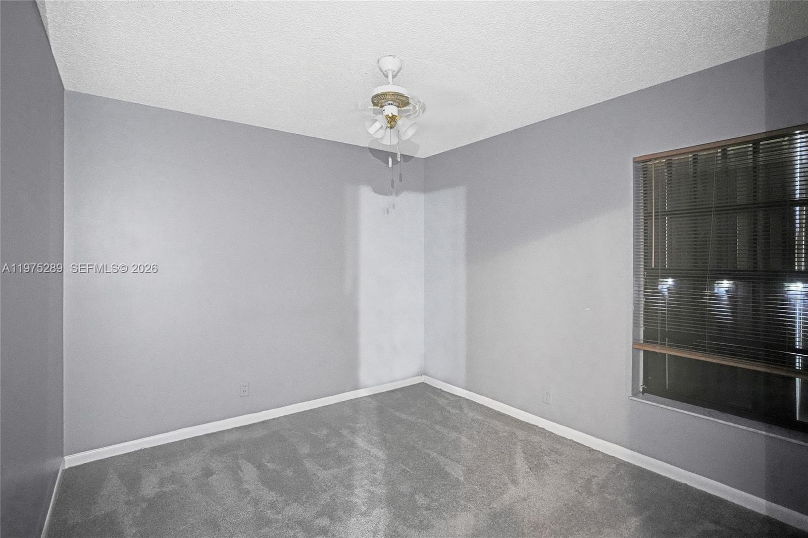 COLLINS PARC - Residential