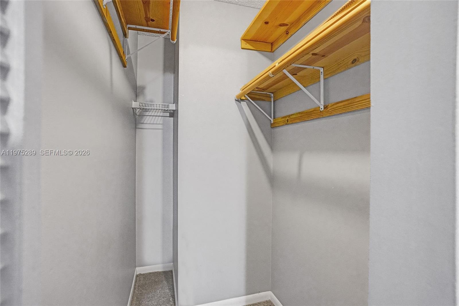 COLLINS PARC - Residential