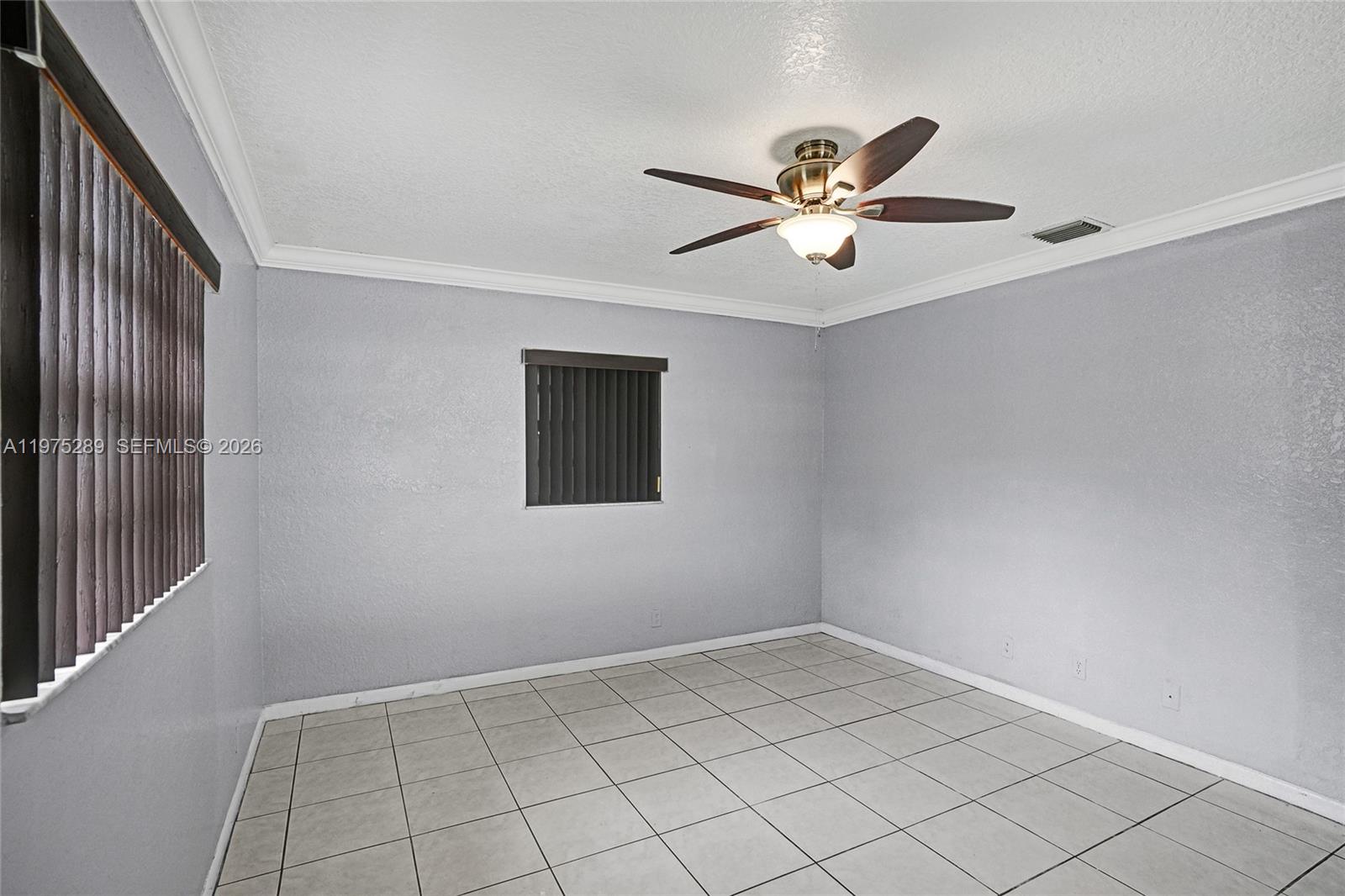 COLLINS PARC - Residential