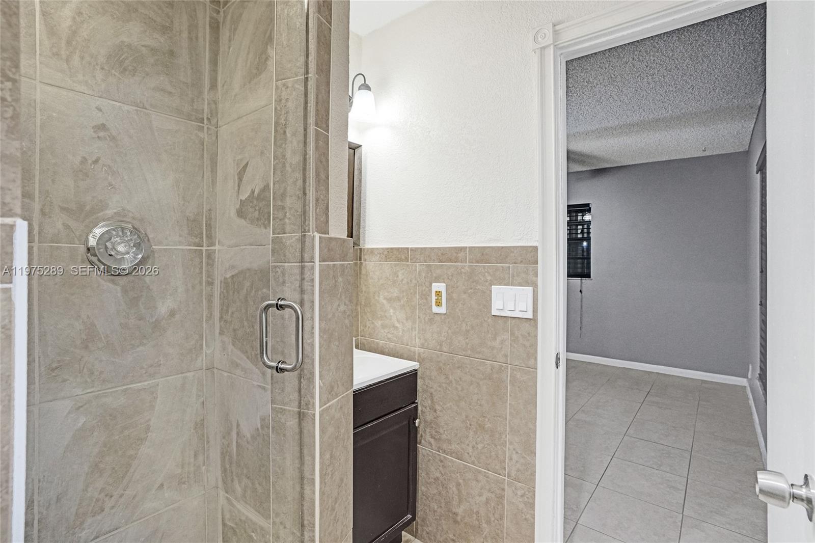 COLLINS PARC - Residential