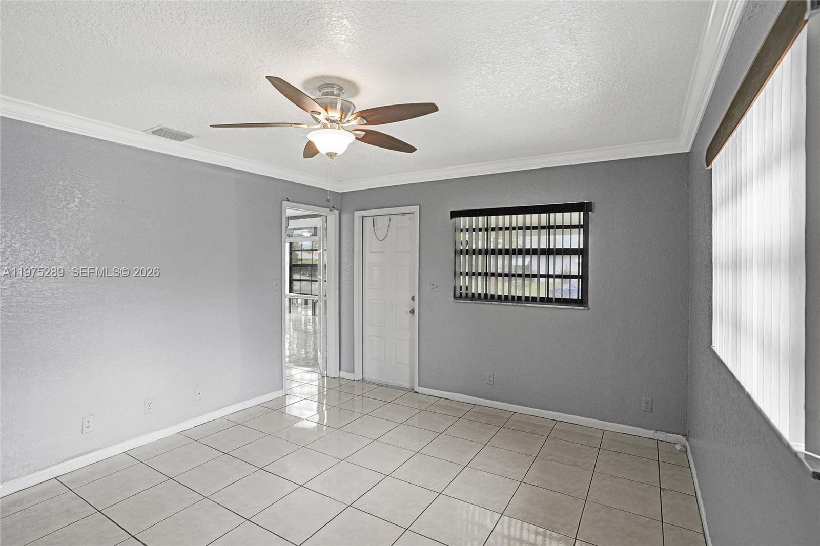 COLLINS PARC - Residential