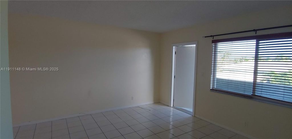 Photo of 1400 NE 54th St #206, Fort Lauderdale, FL 33334 (MLS # A11911148)