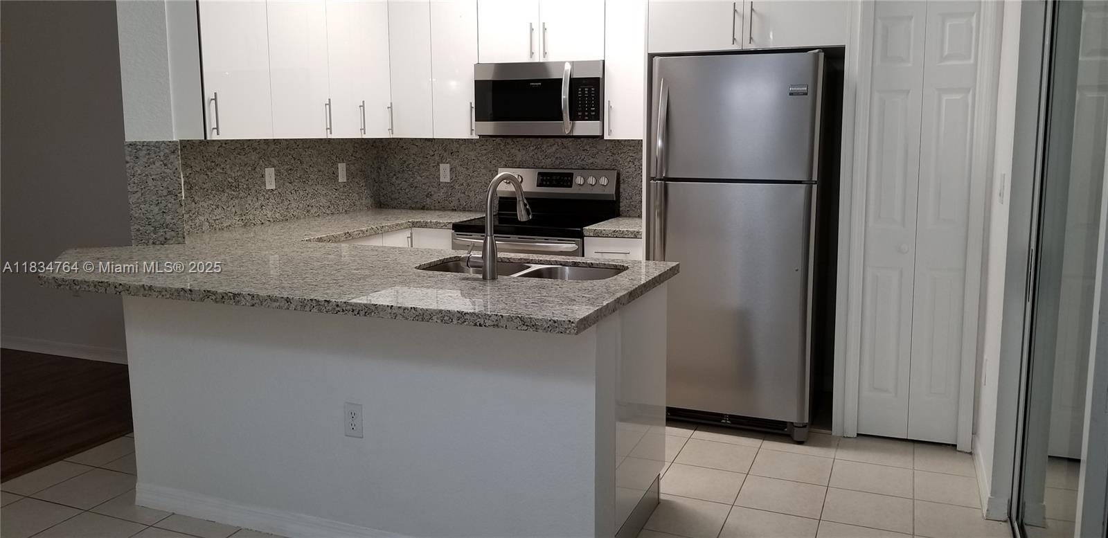 8432 NW 107 ct 2-35