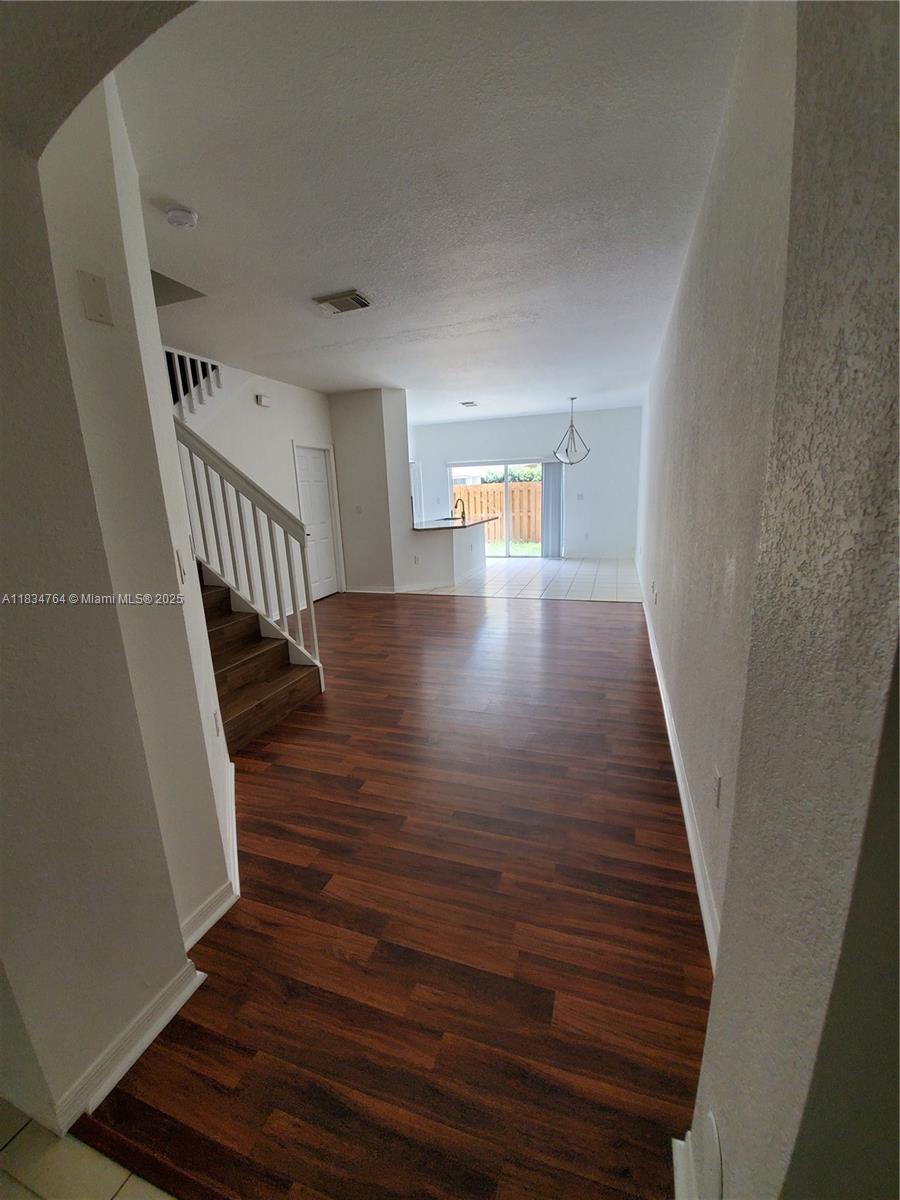 8432 NW 107 ct 2-35