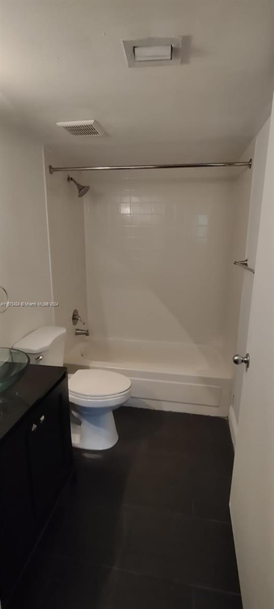 MADISON DOWNTOWN CONDO - Residential Lease