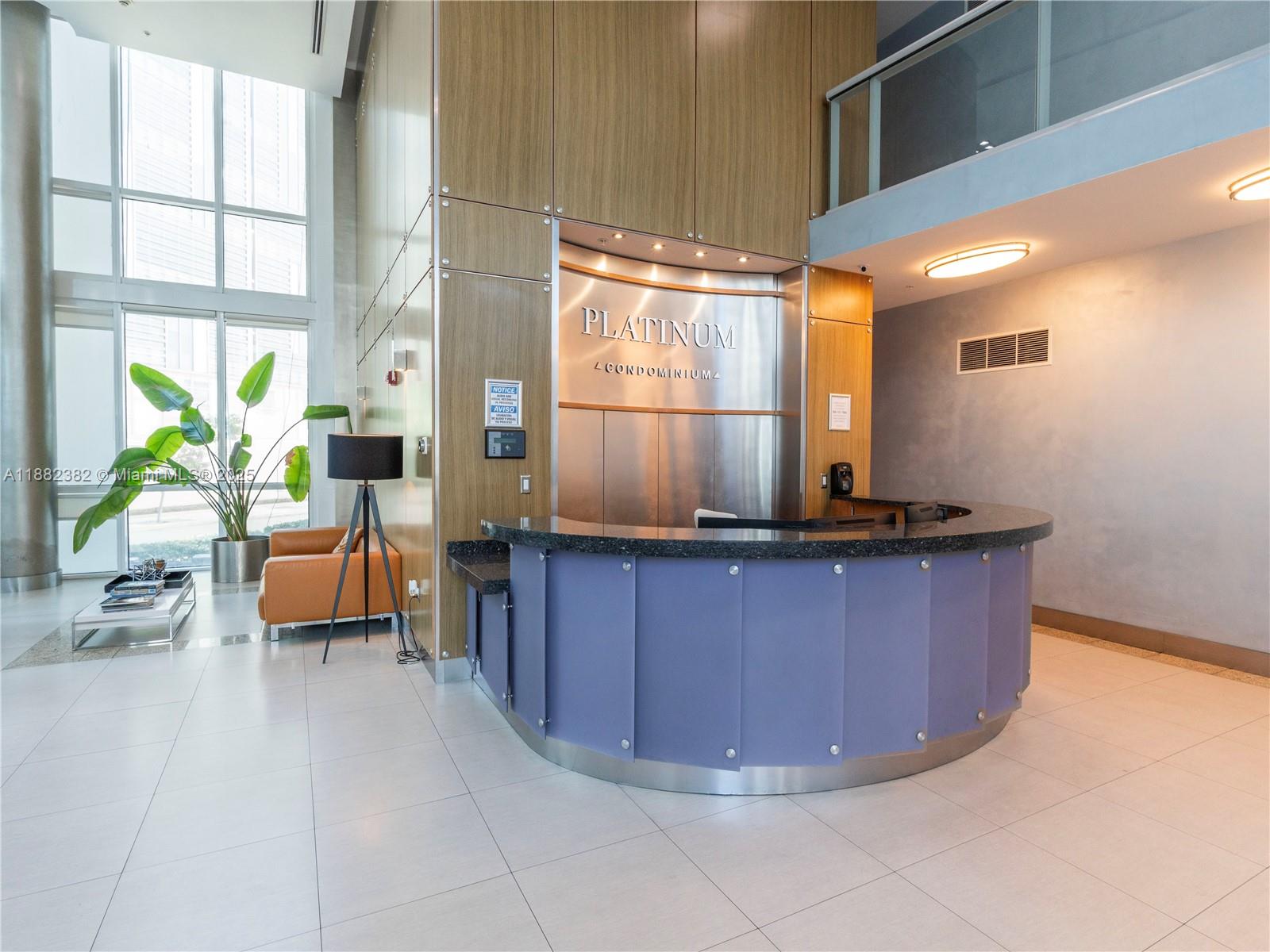 PLATINUM CONDO - Residential