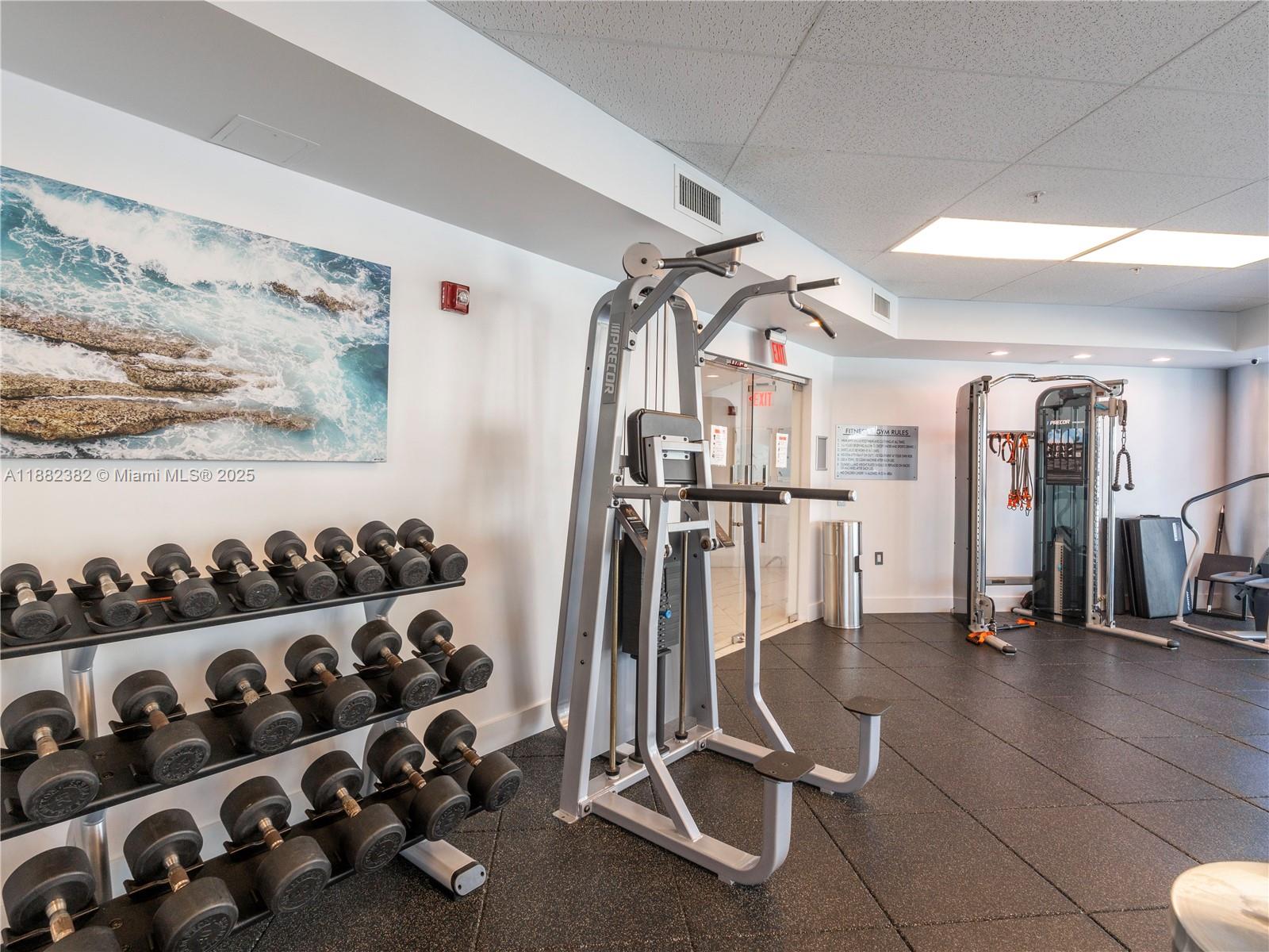 PLATINUM CONDO - Residential