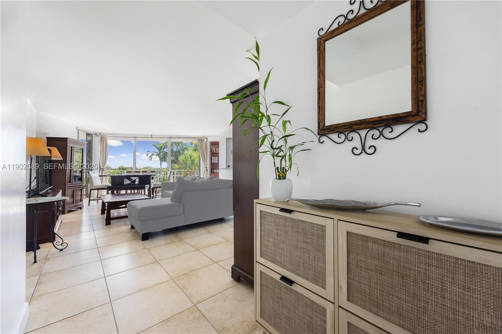 THE TOWERS OF QUAYSIDE CO - Residential