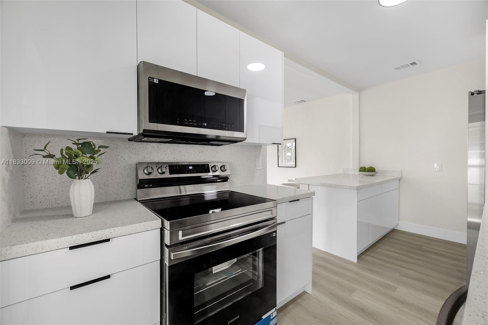 HIGHVIEW - Residential