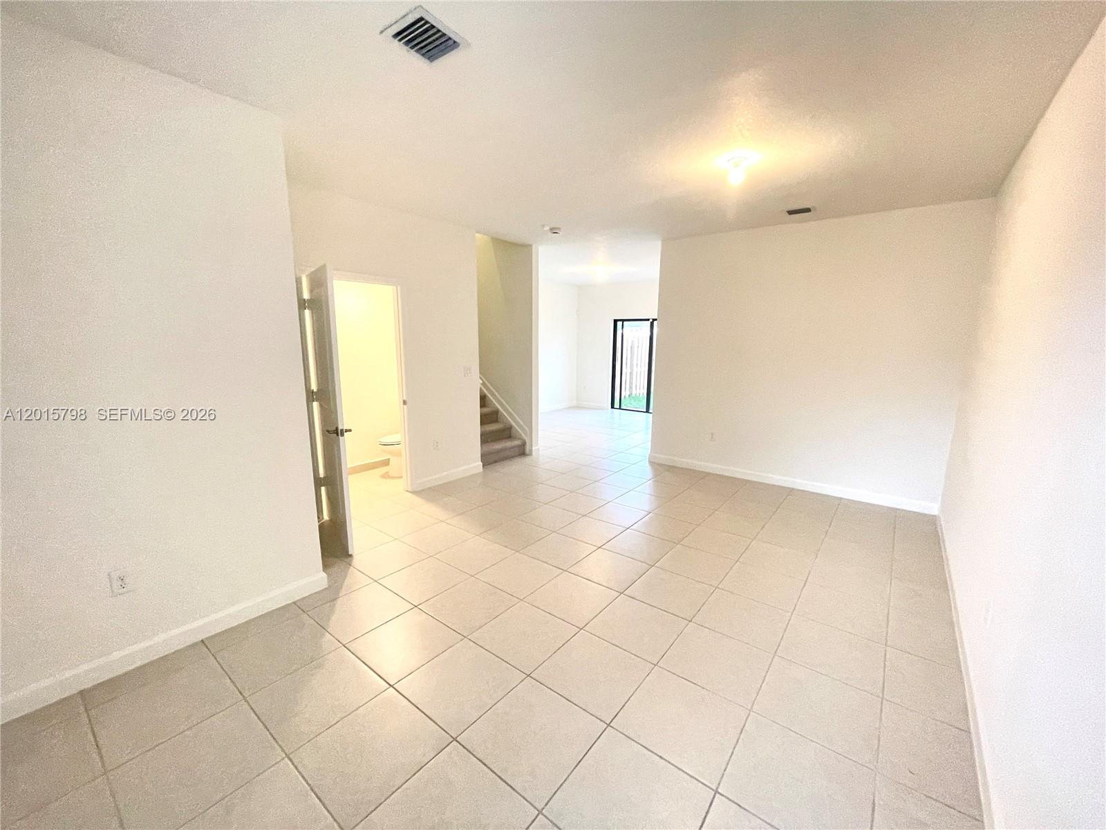 KENDALL ASSEMBLAGE NORTH - Residential
