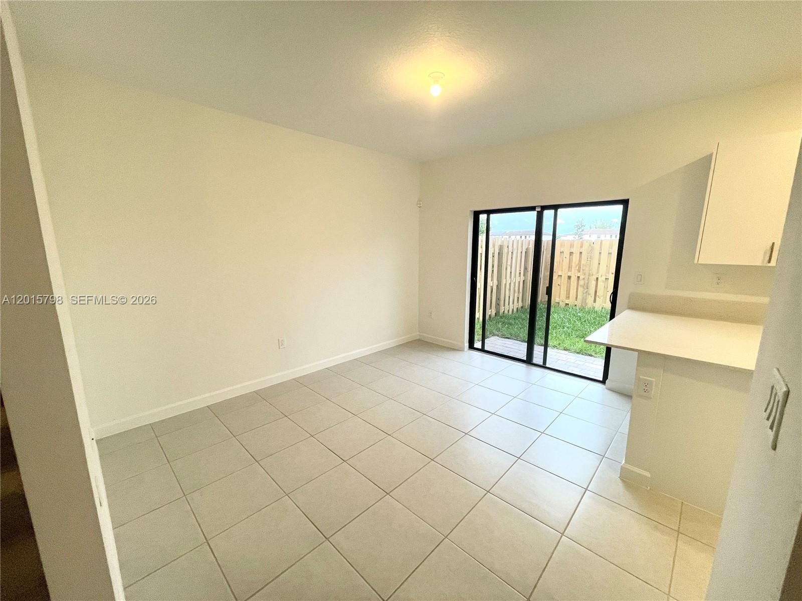 KENDALL ASSEMBLAGE NORTH - Residential