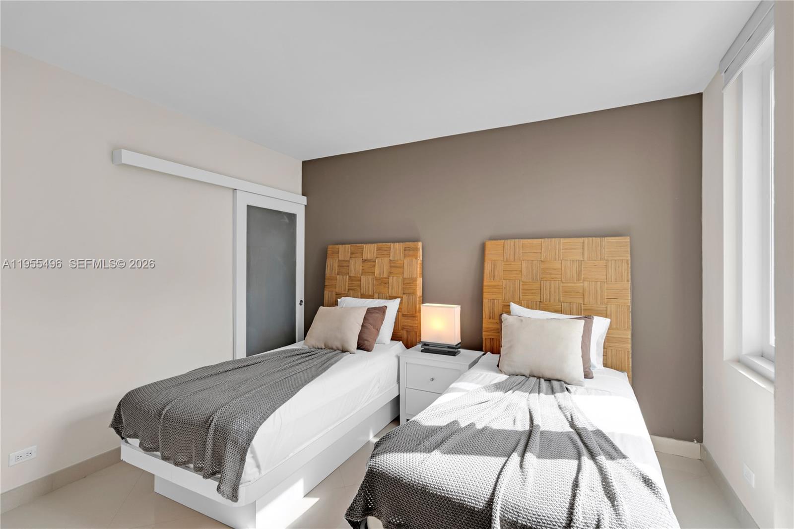 RONEY PALACE CONDO - Residential