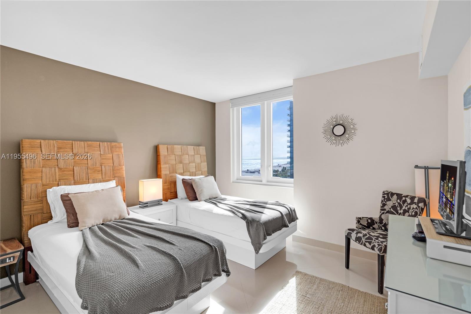 RONEY PALACE CONDO - Residential