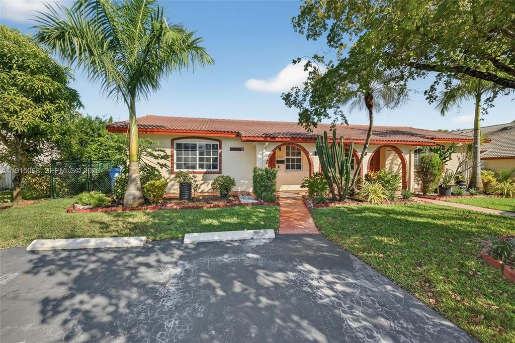 Photo of 11301 NW 39th St #W, Coral Springs, FL 33065 (MLS # A11915068)
