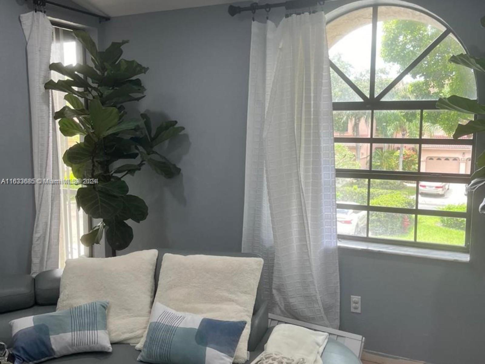 BELLAVISTA VILLAGE CONDO - Residential