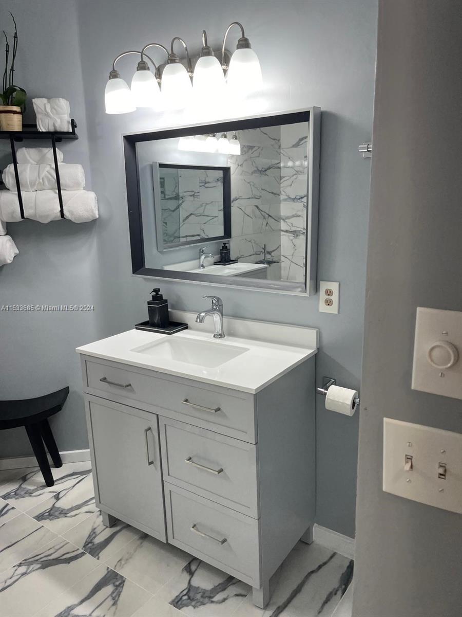BELLAVISTA VILLAGE CONDO - Residential