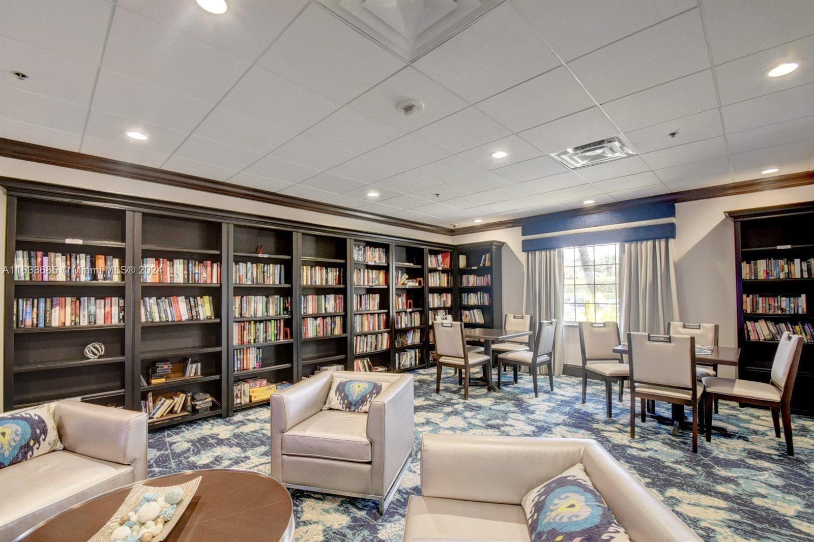 BELLAVISTA VILLAGE CONDO - Residential