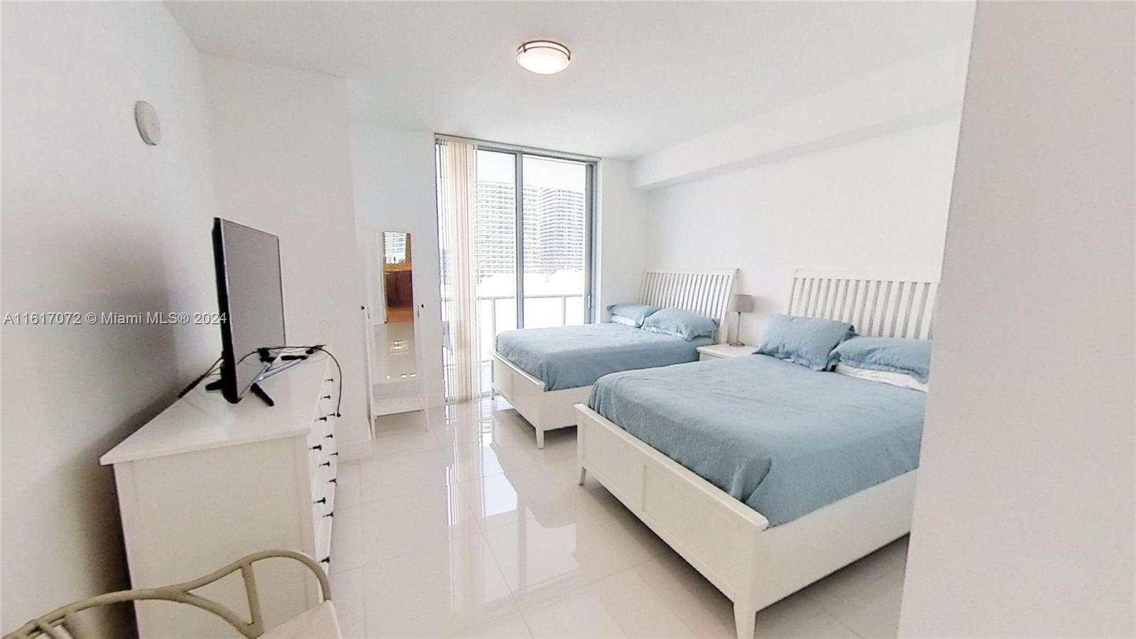 THE AXIS ON BRICKELL II C - Residential Lease