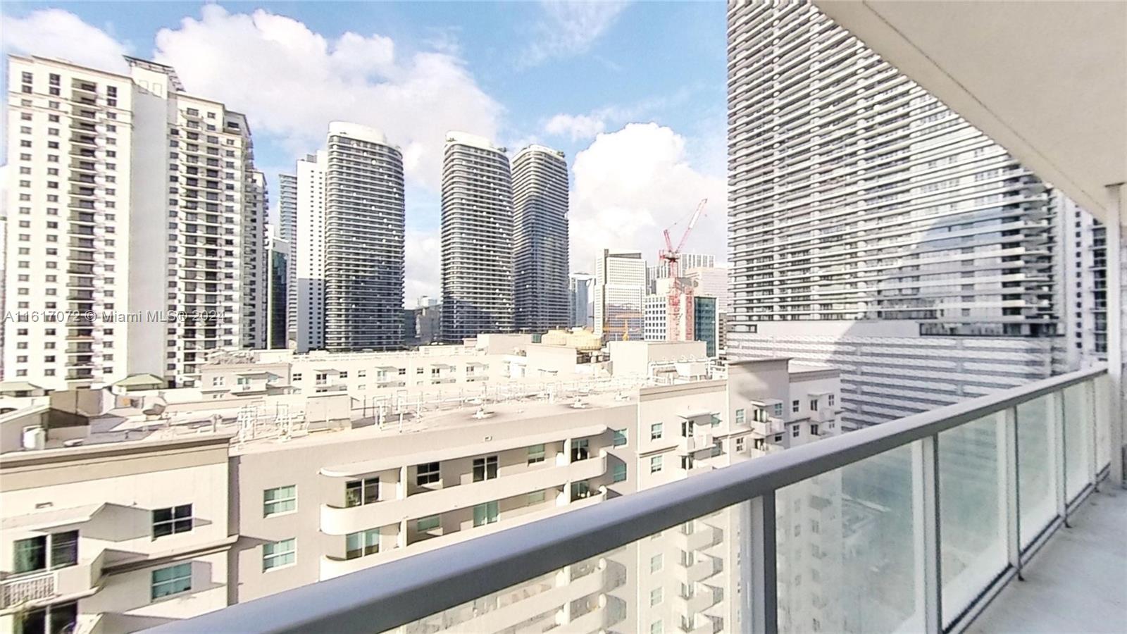 THE AXIS ON BRICKELL II C - Residential Lease
