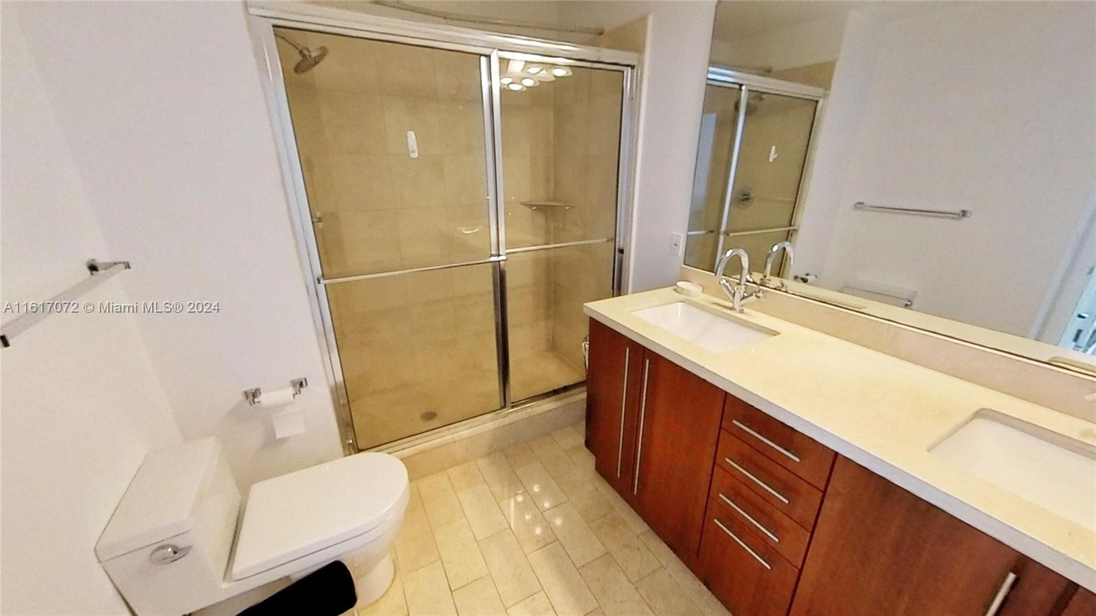 THE AXIS ON BRICKELL II C - Residential Lease