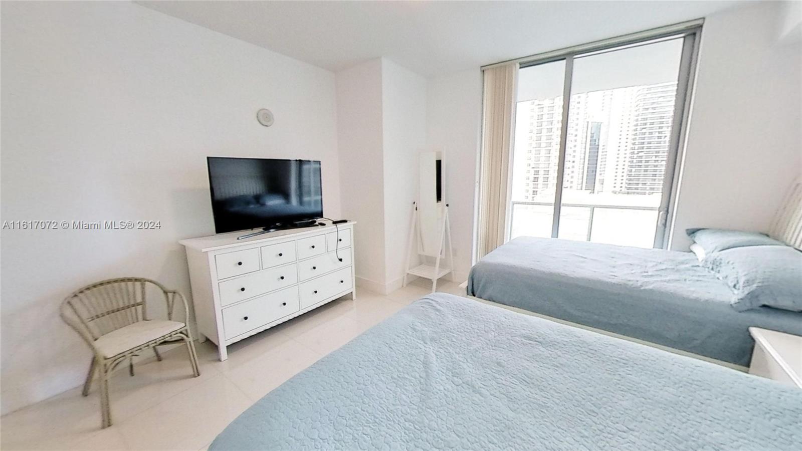THE AXIS ON BRICKELL II C - Residential Lease