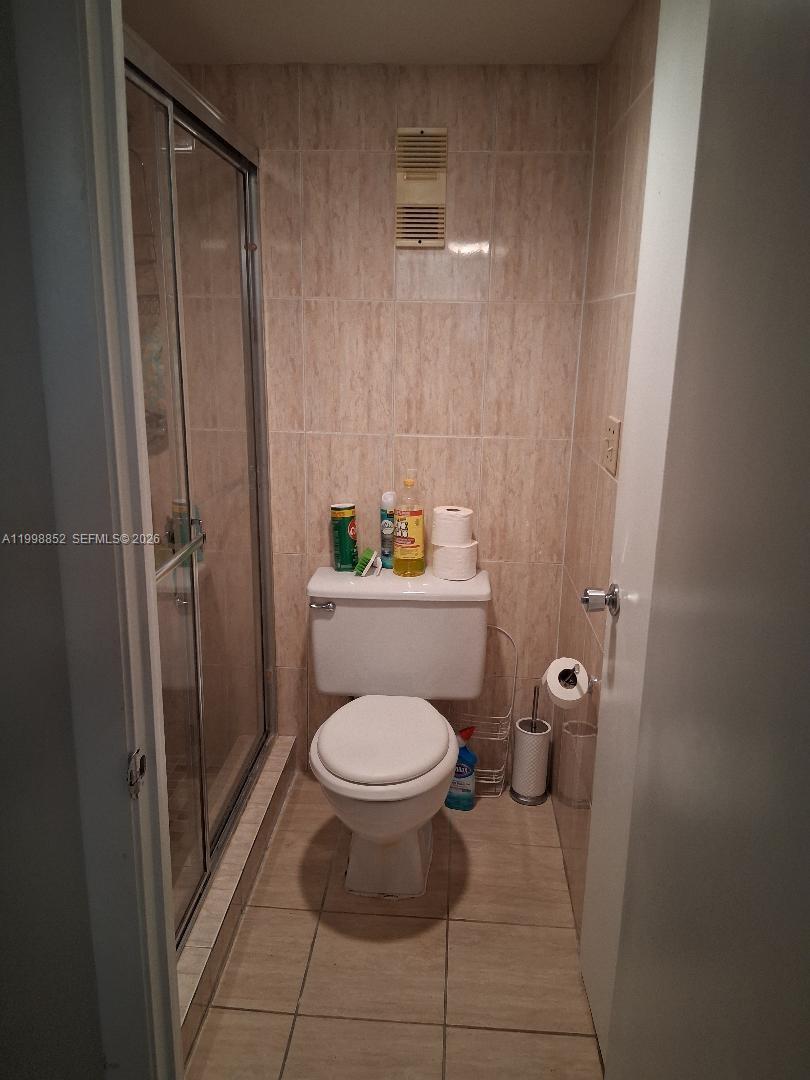 PARK PLACE CONDOMINIUM NO - Residential Lease