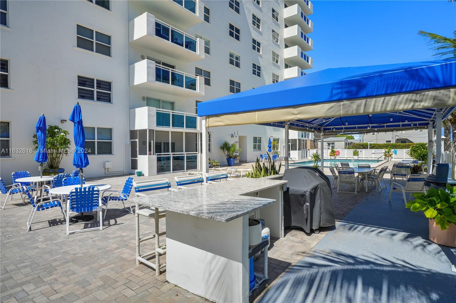 WELLINGTON TOWERS CONDO - Residential
