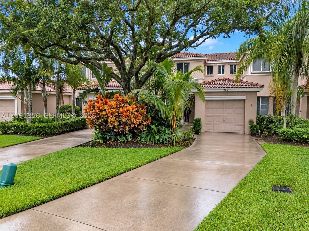 Photo of 1724 SW 110th Ter, Davie, FL 33324 (MLS # A12091856)
