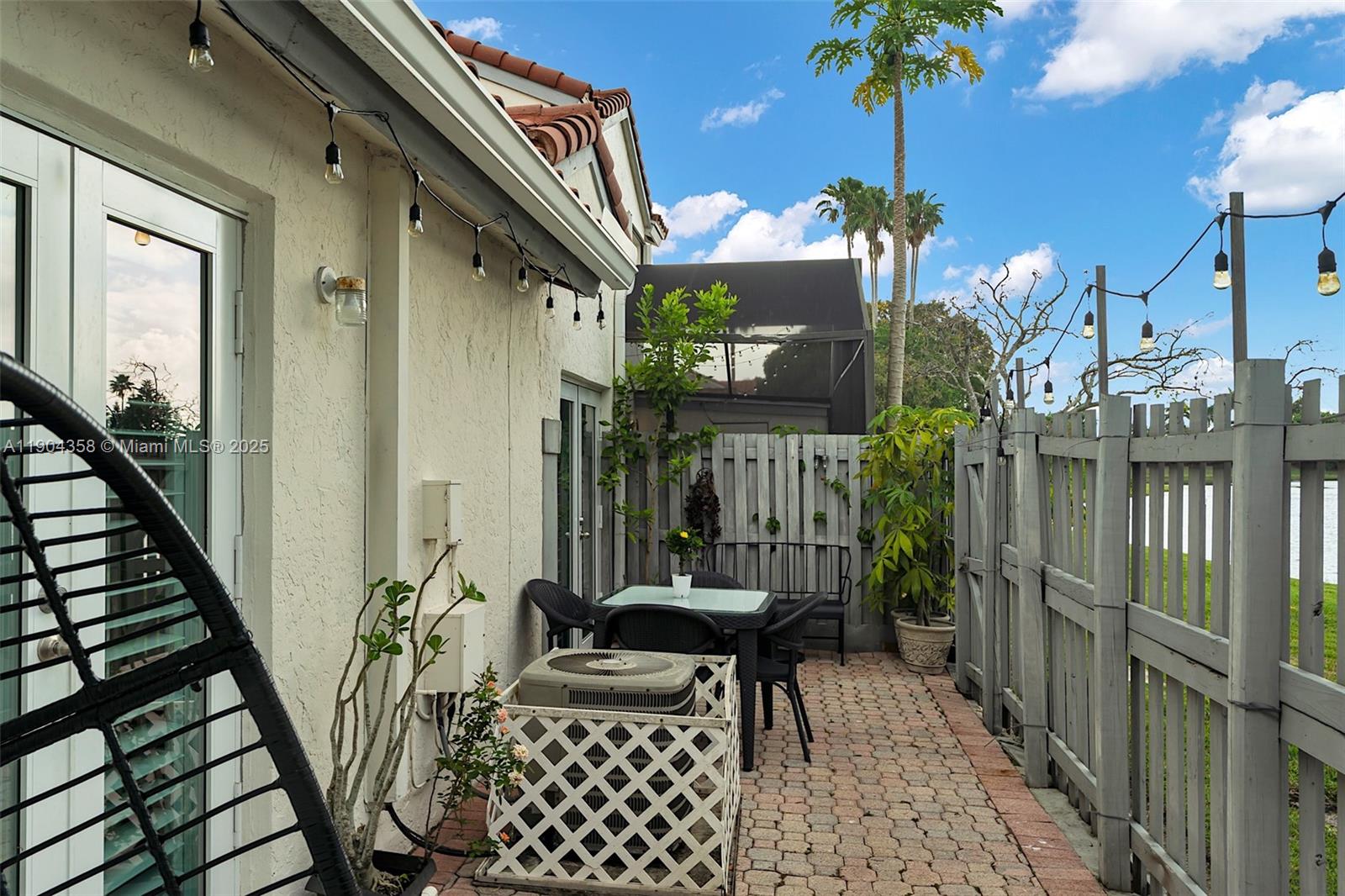 Country Isles - Residential