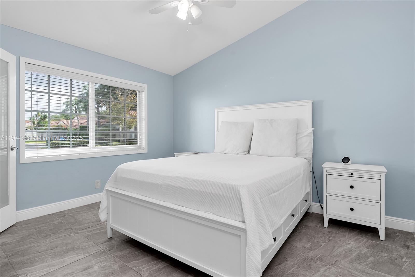 Country Isles - Residential