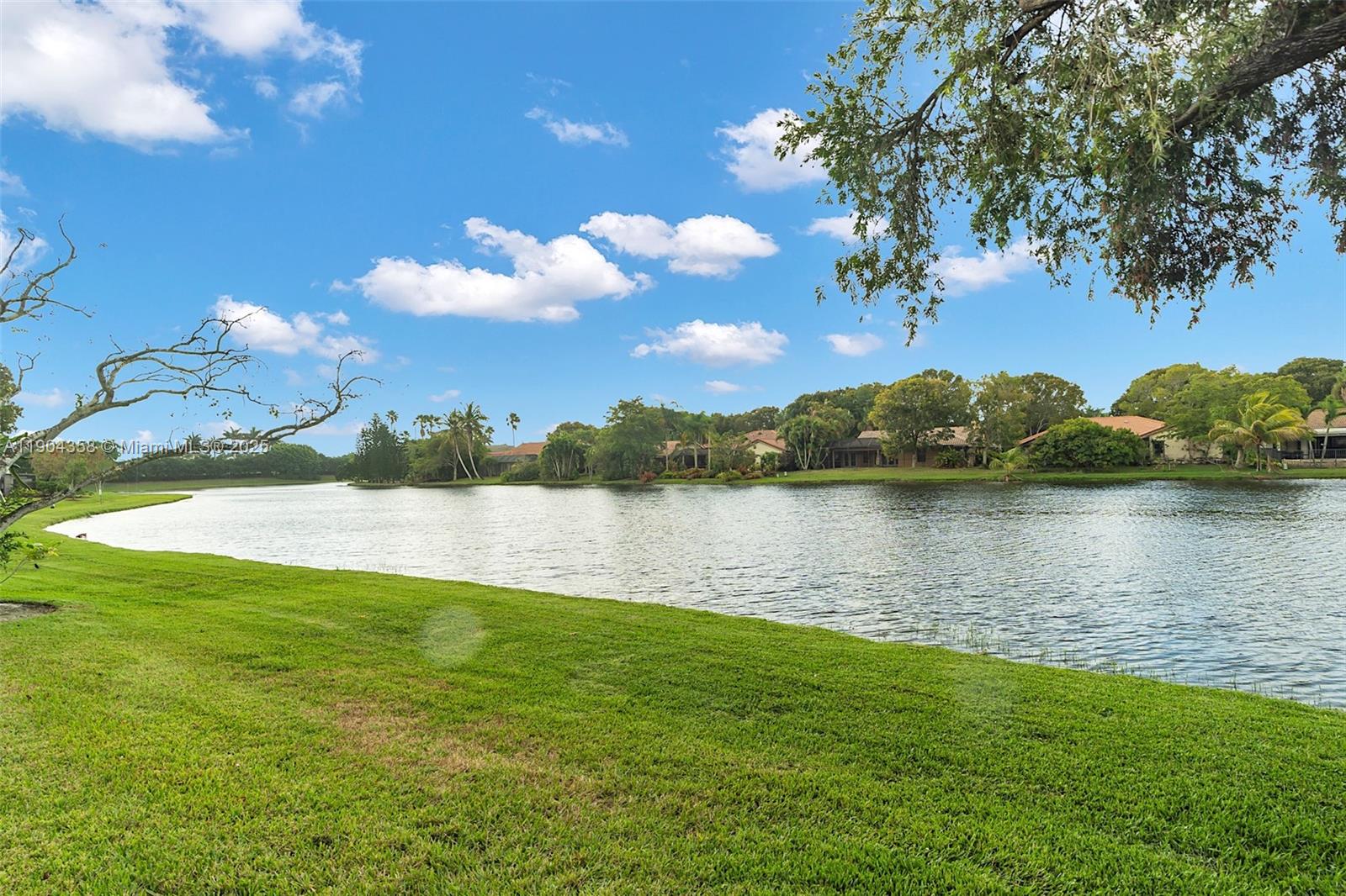 Country Isles - Residential