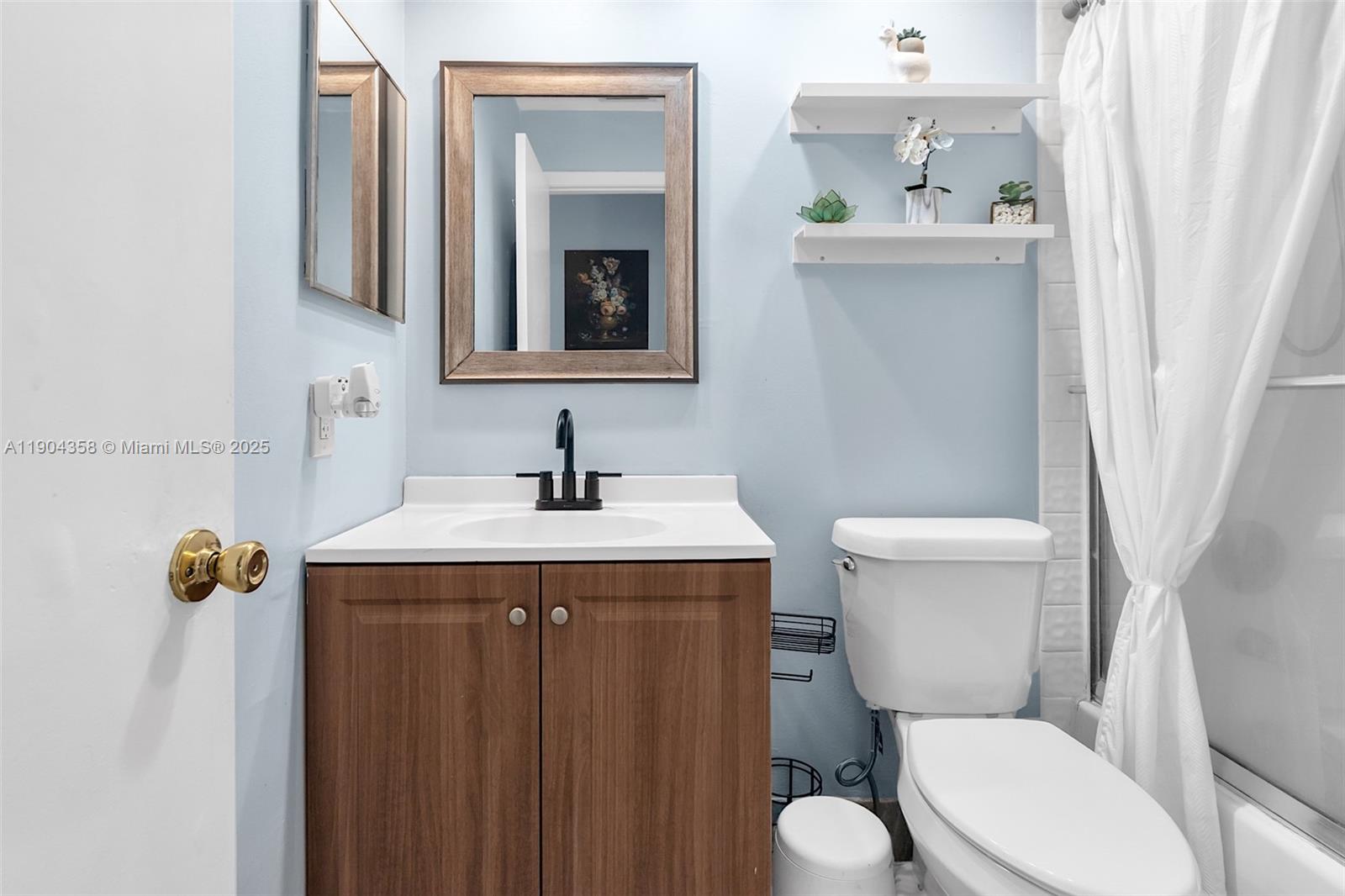 Country Isles - Residential