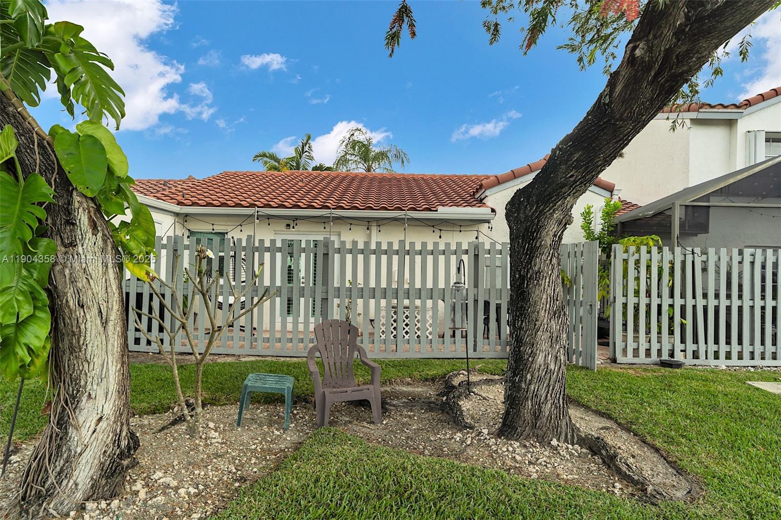 Country Isles - Residential