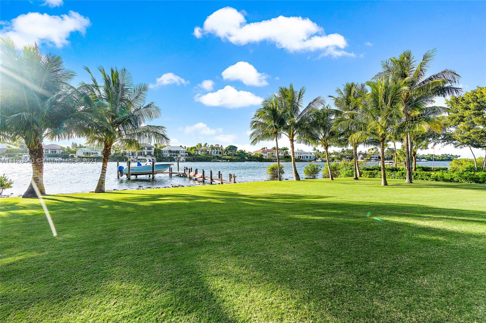JUPITER ISLAND - Residential