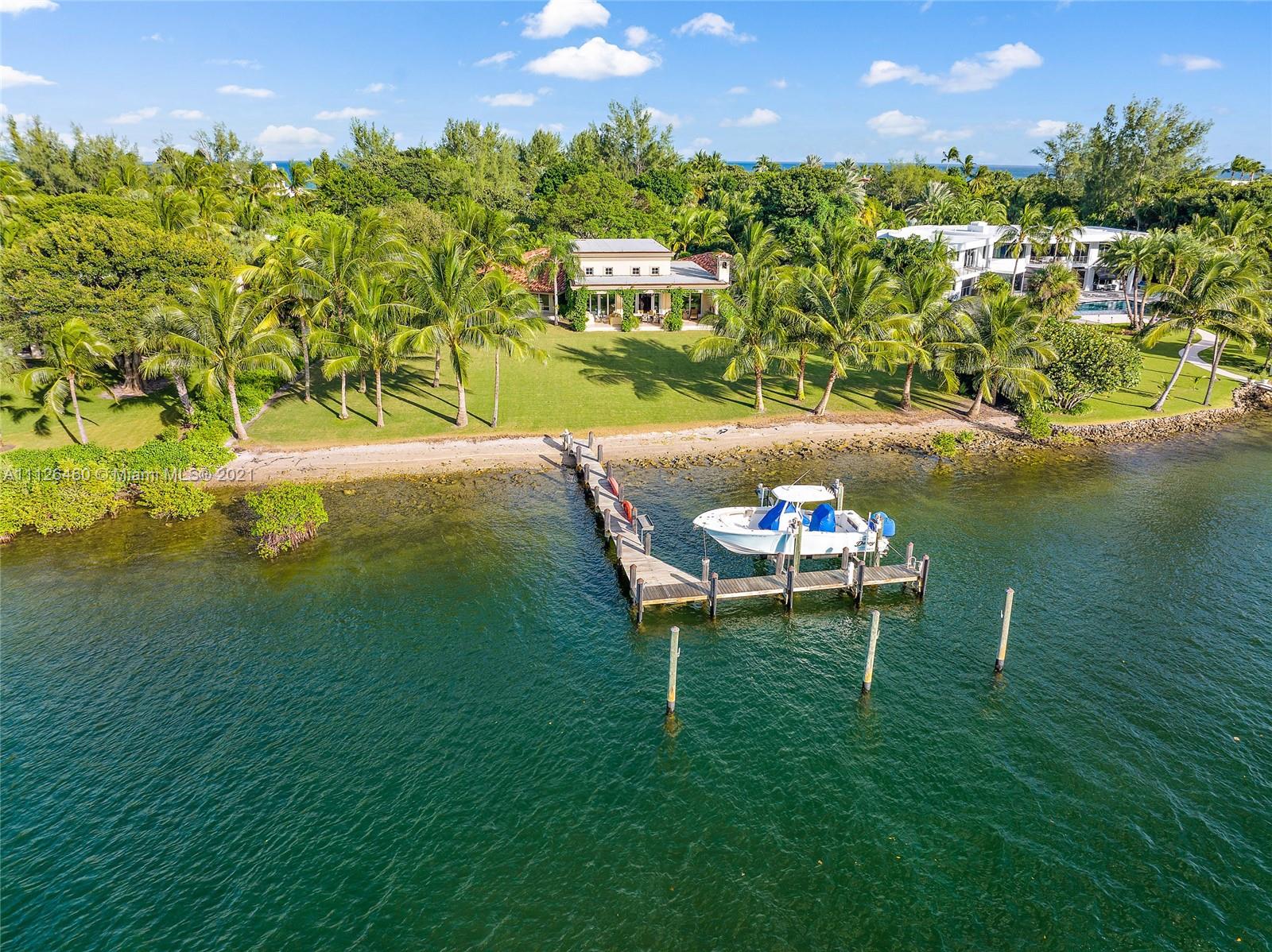 JUPITER ISLAND - Residential