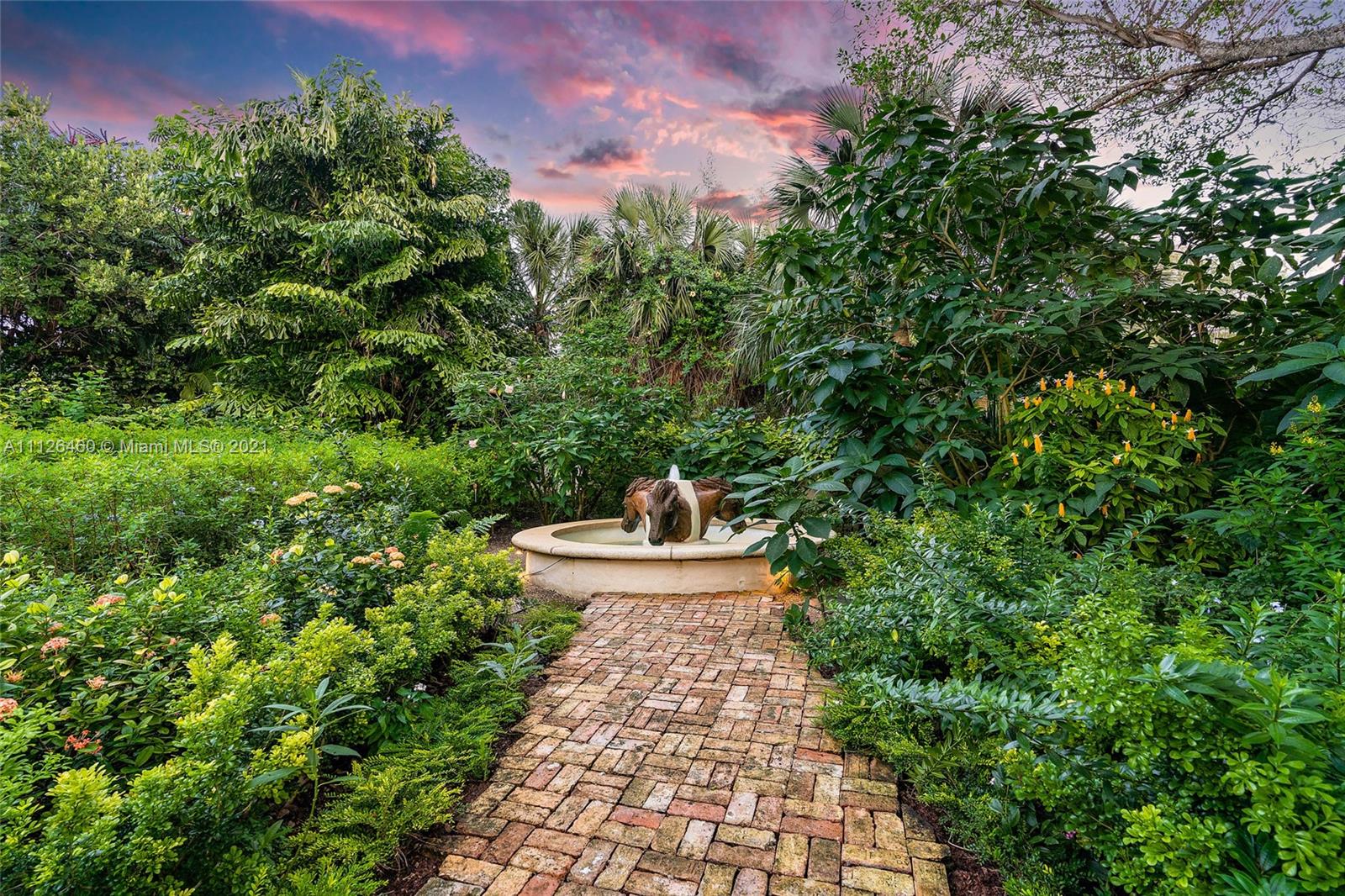 JUPITER ISLAND - Residential