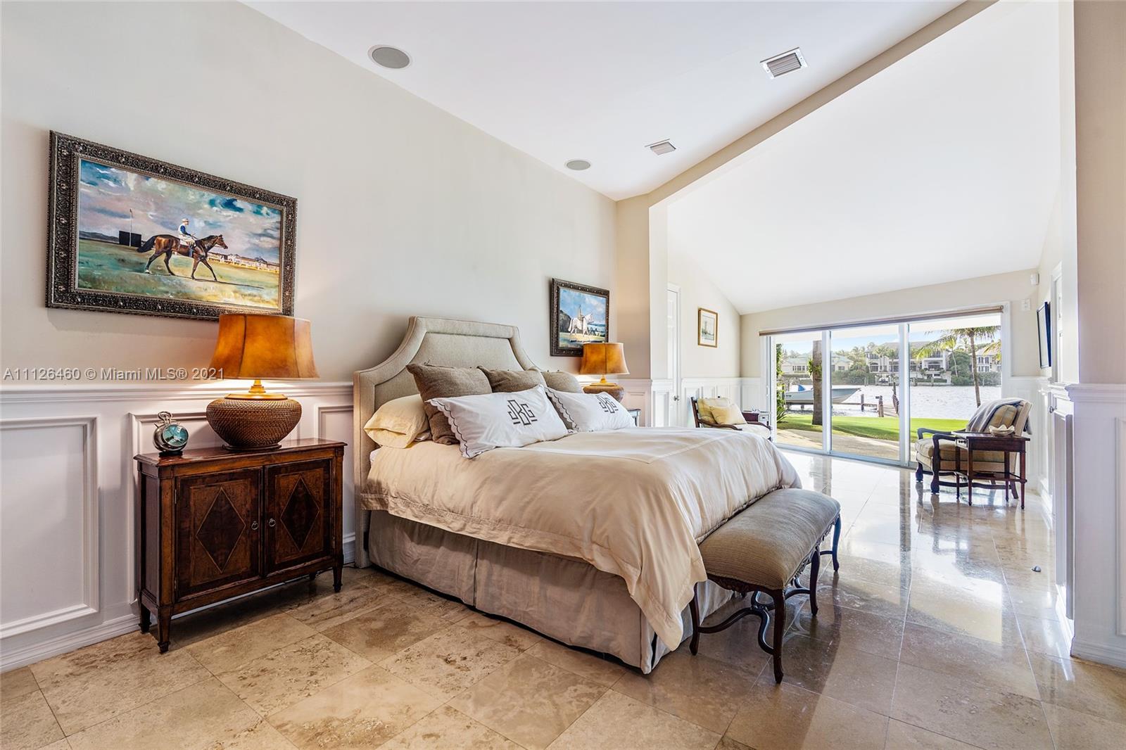 JUPITER ISLAND - Residential