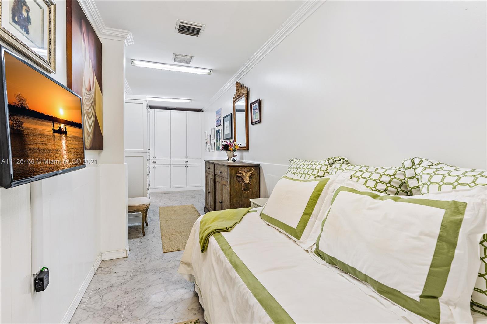 JUPITER ISLAND - Residential