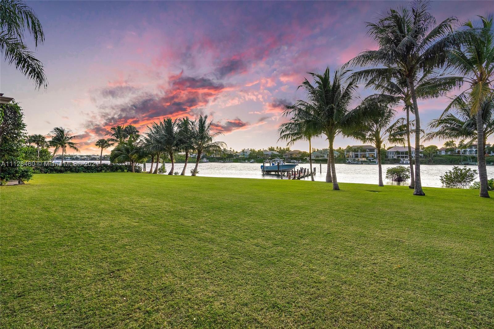 JUPITER ISLAND - Residential