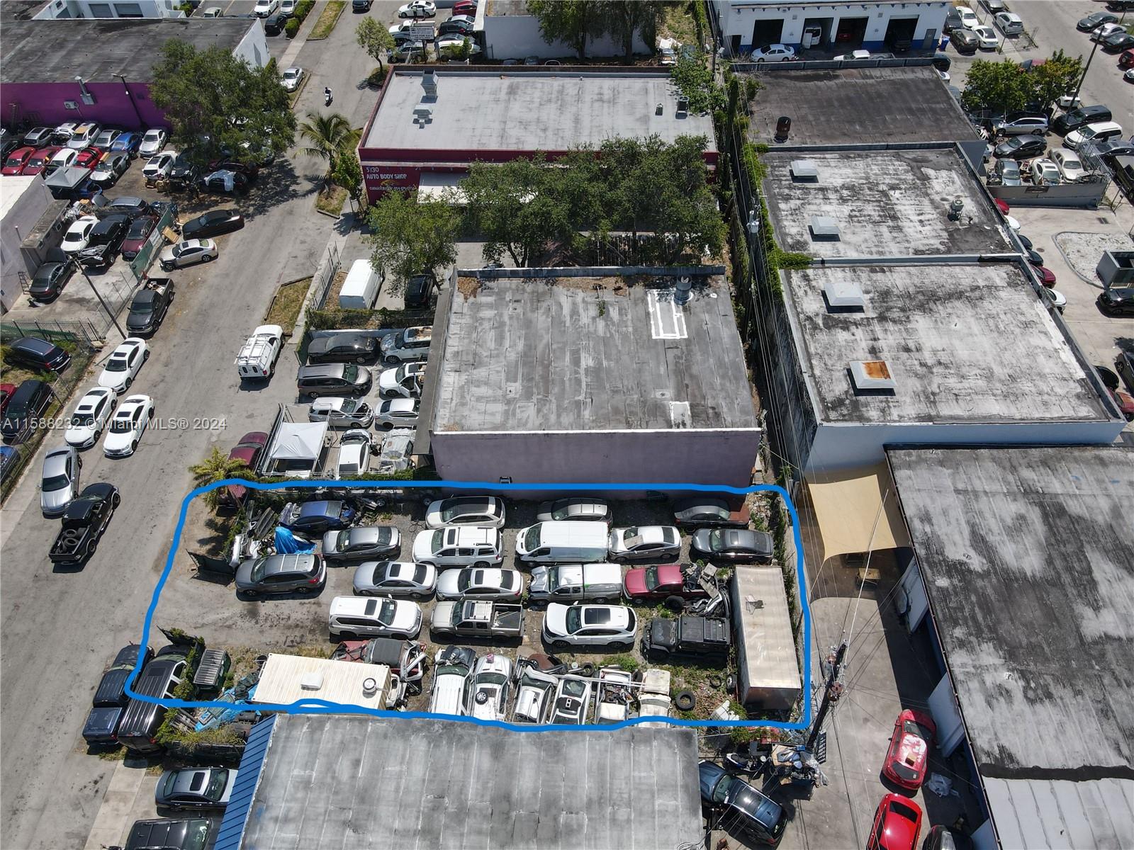 WEST HOLLYWOOD TRAILER CI - Commercial Sale