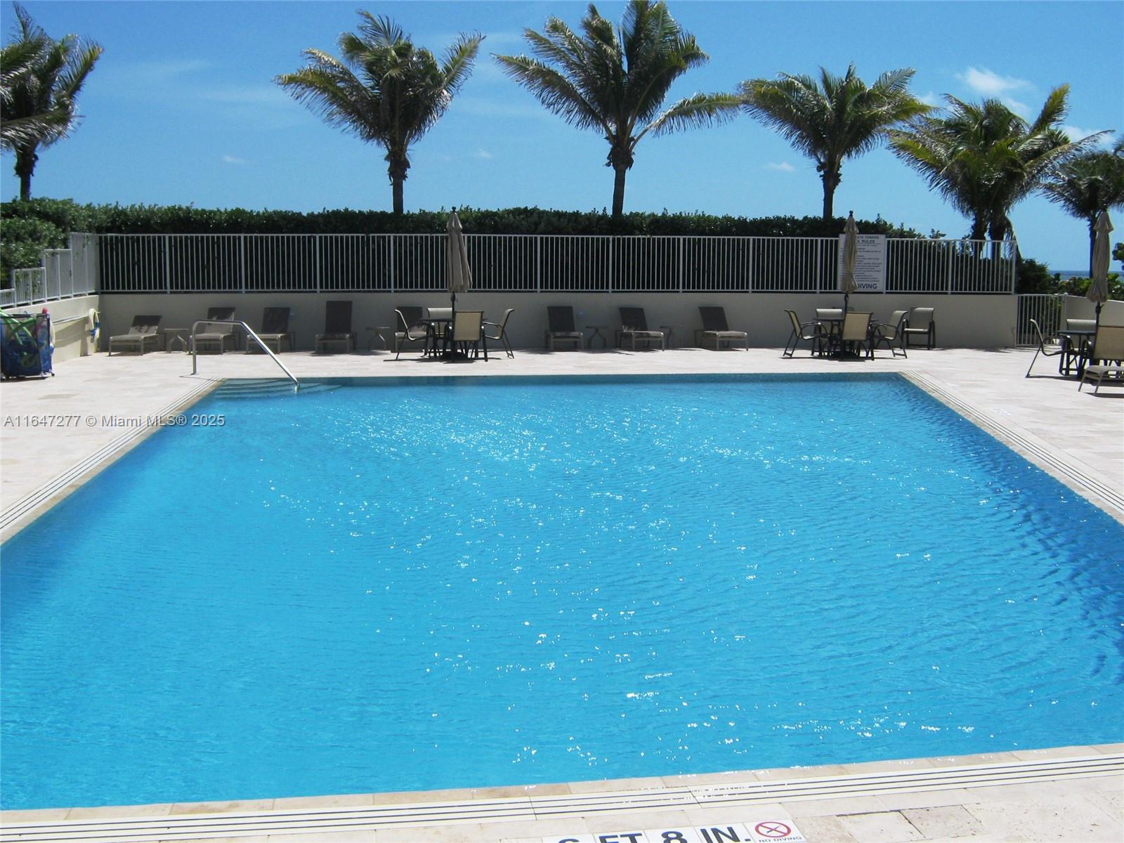 TEQUESTA TOWERS CONDO - Residential