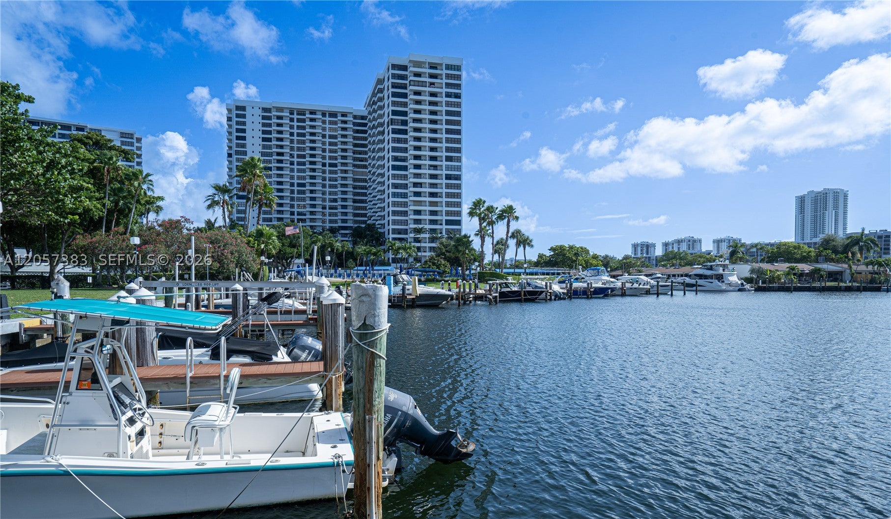 2500 Parkview Dr 616