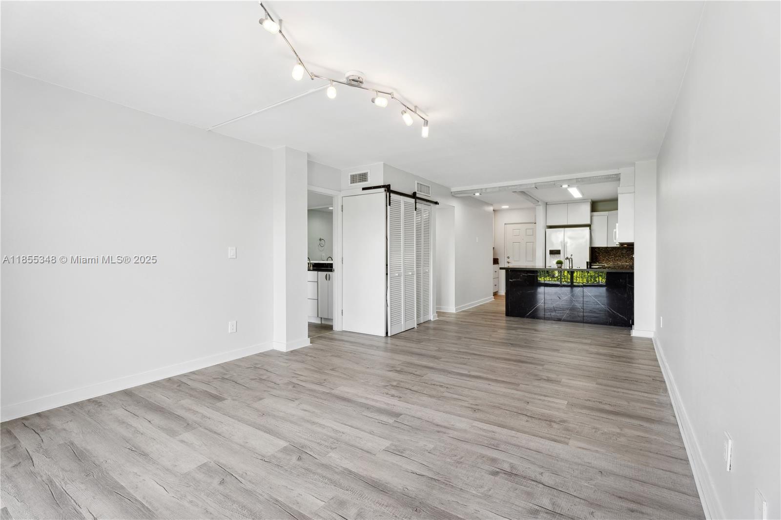 Nirvana Condo - Residential