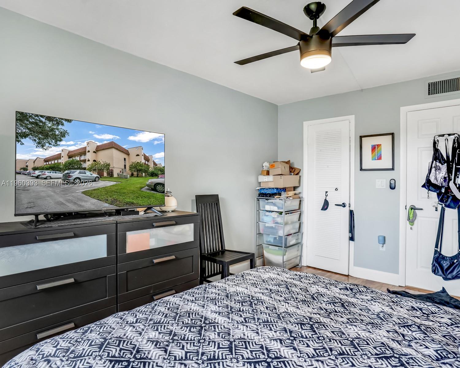 SUNRISE LAKES 84 CONDO - Residential