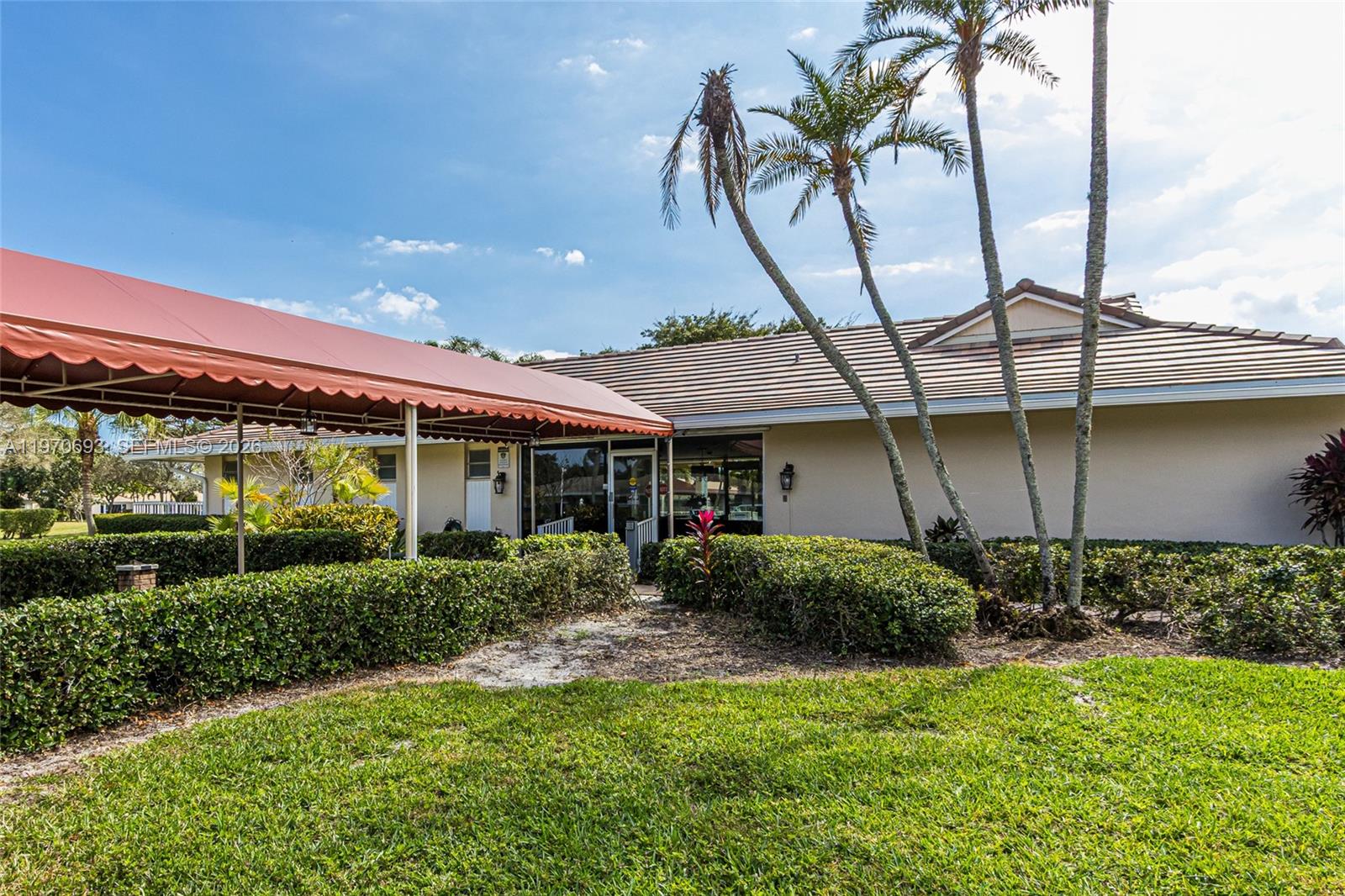 BOCA LAKES CONDO - Residential