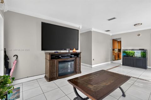 Tiny photo for 1440 N 68th Ave, Hollywood, FL 33024 (MLS # A12027098)