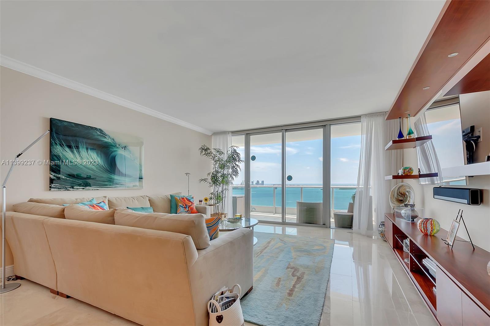 JADE RESIDENCES AT BRICKE - Residential