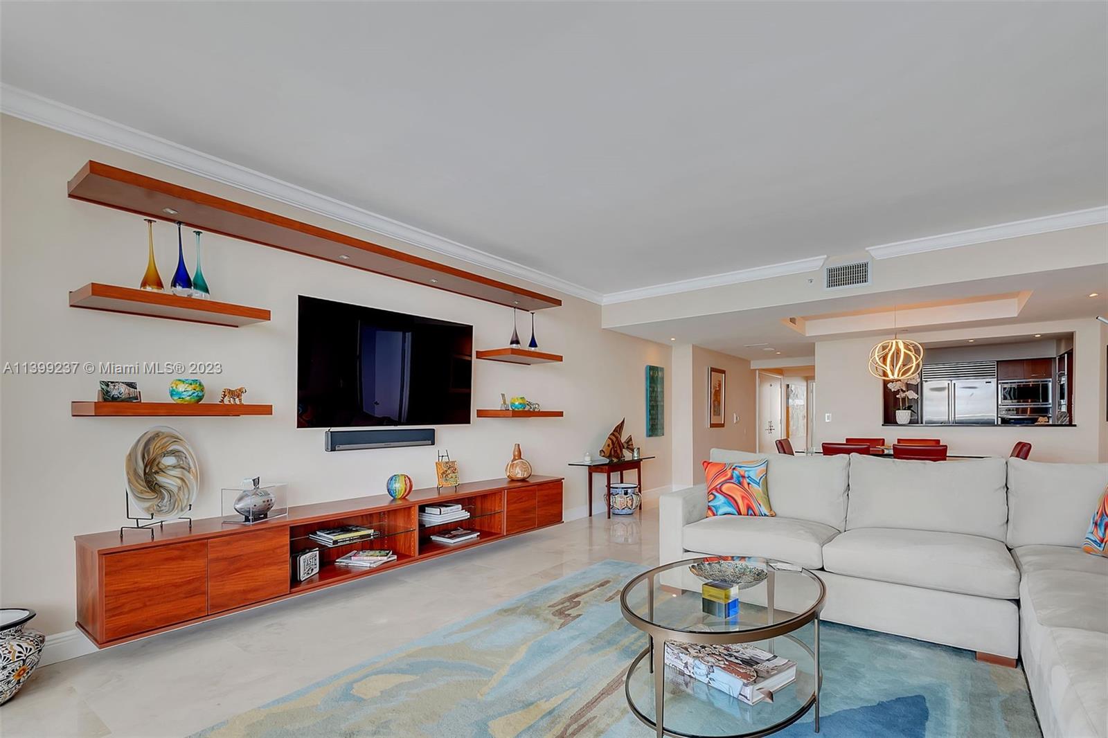 JADE RESIDENCES AT BRICKE - Residential